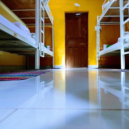 ארמבול Red Monkeys Hostel חדר תמונה